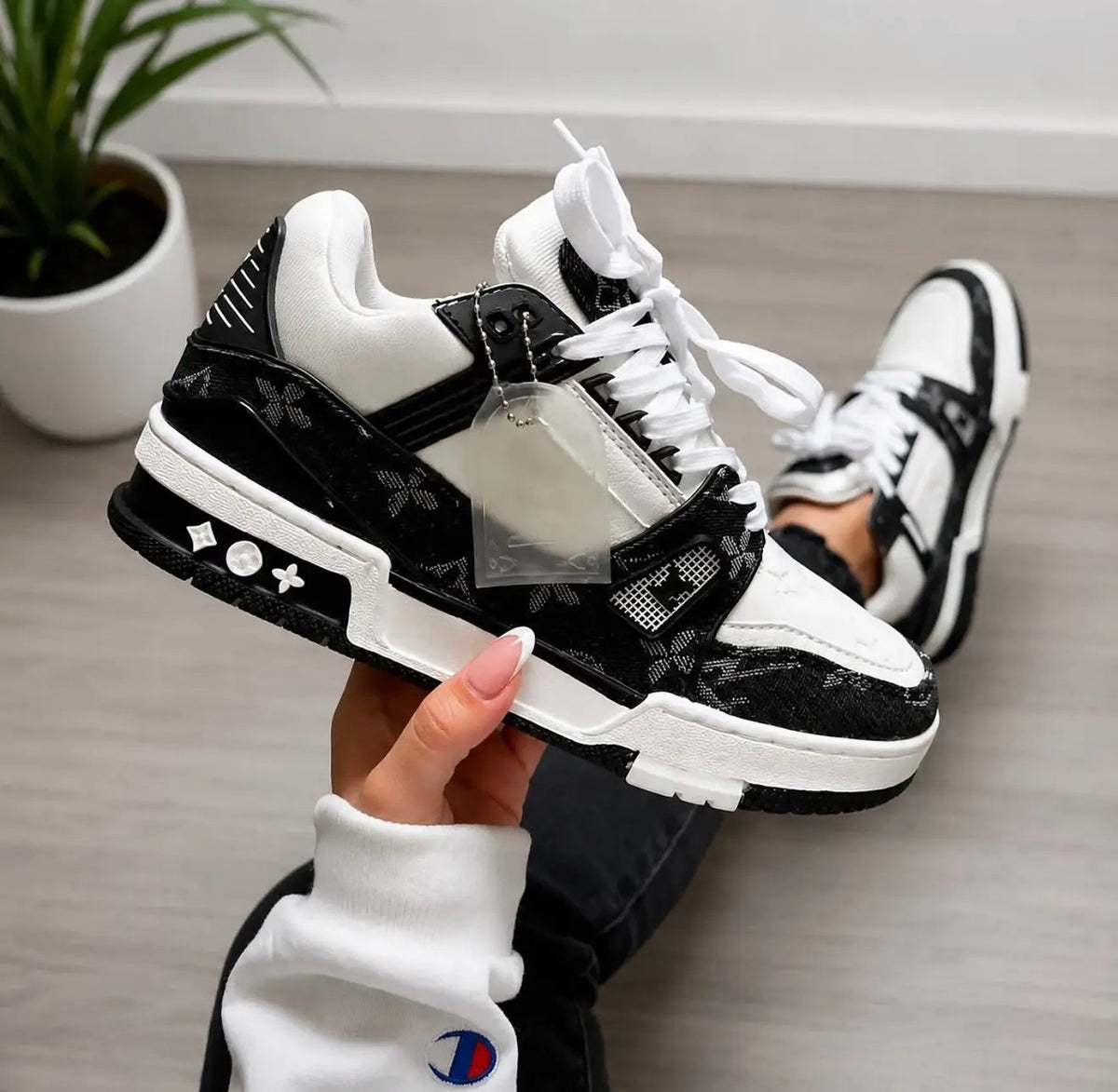 Lv Blanco Negro