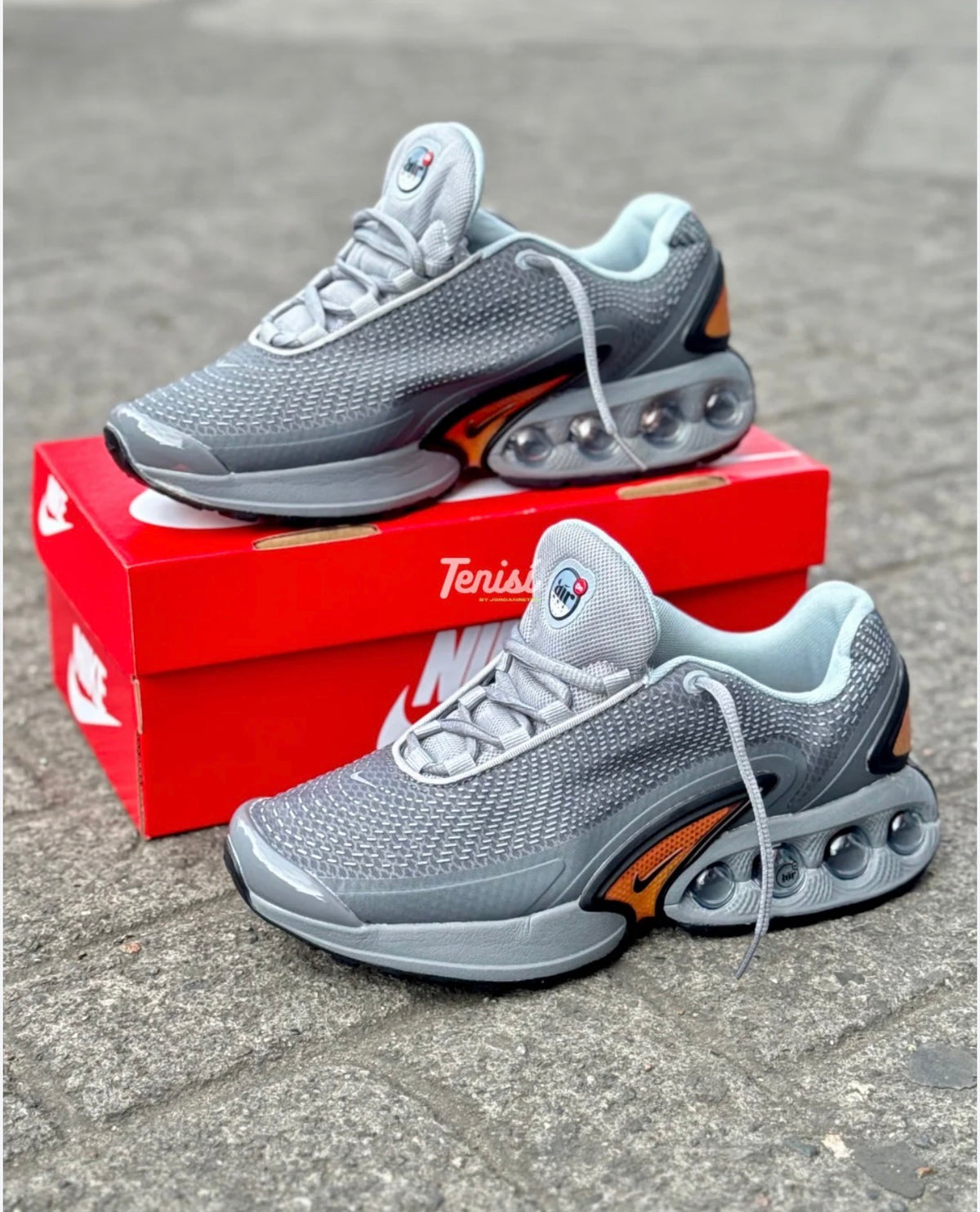 Nike DN Gris