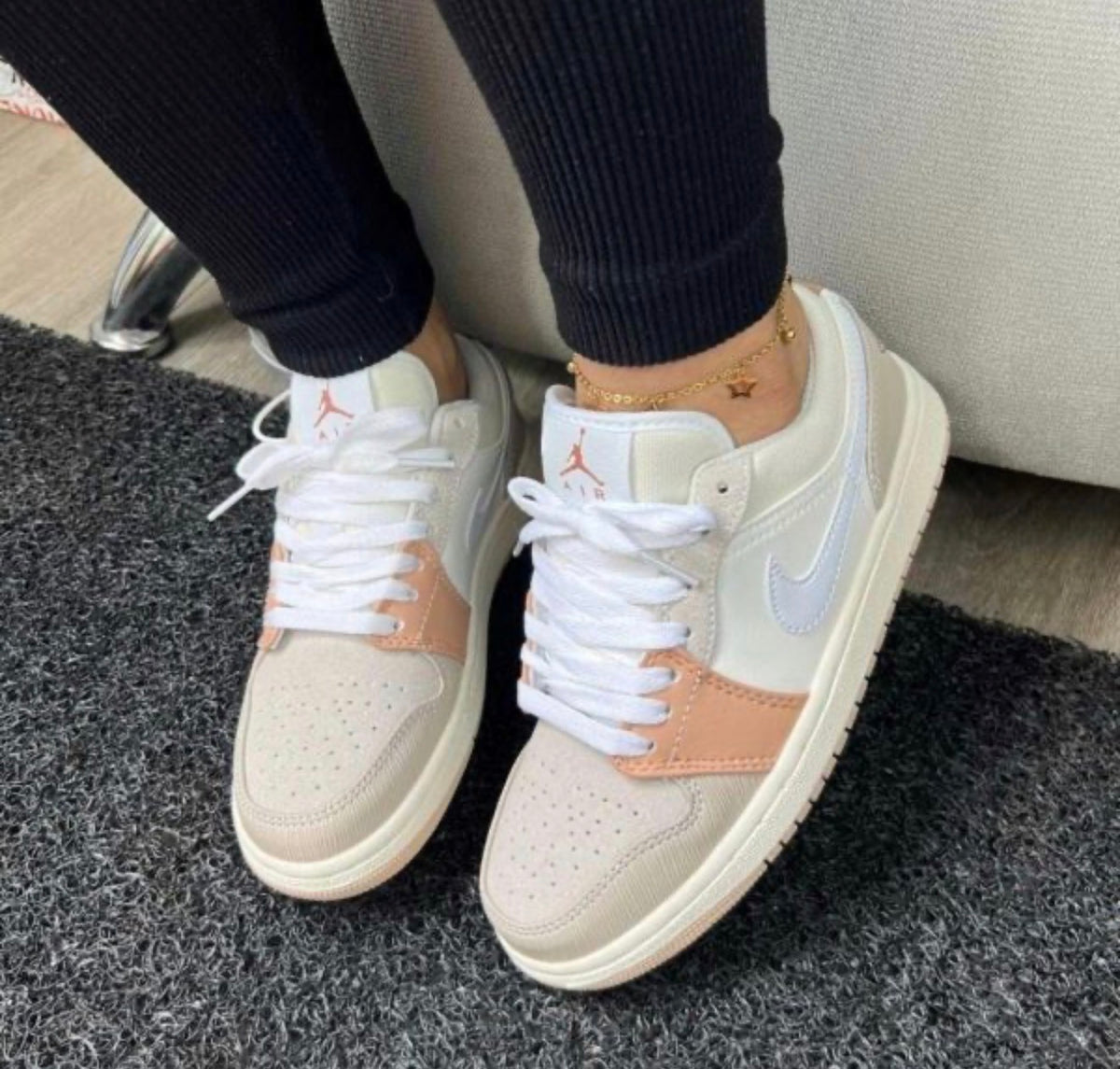Air Jordan 1 Low Gris Rosado