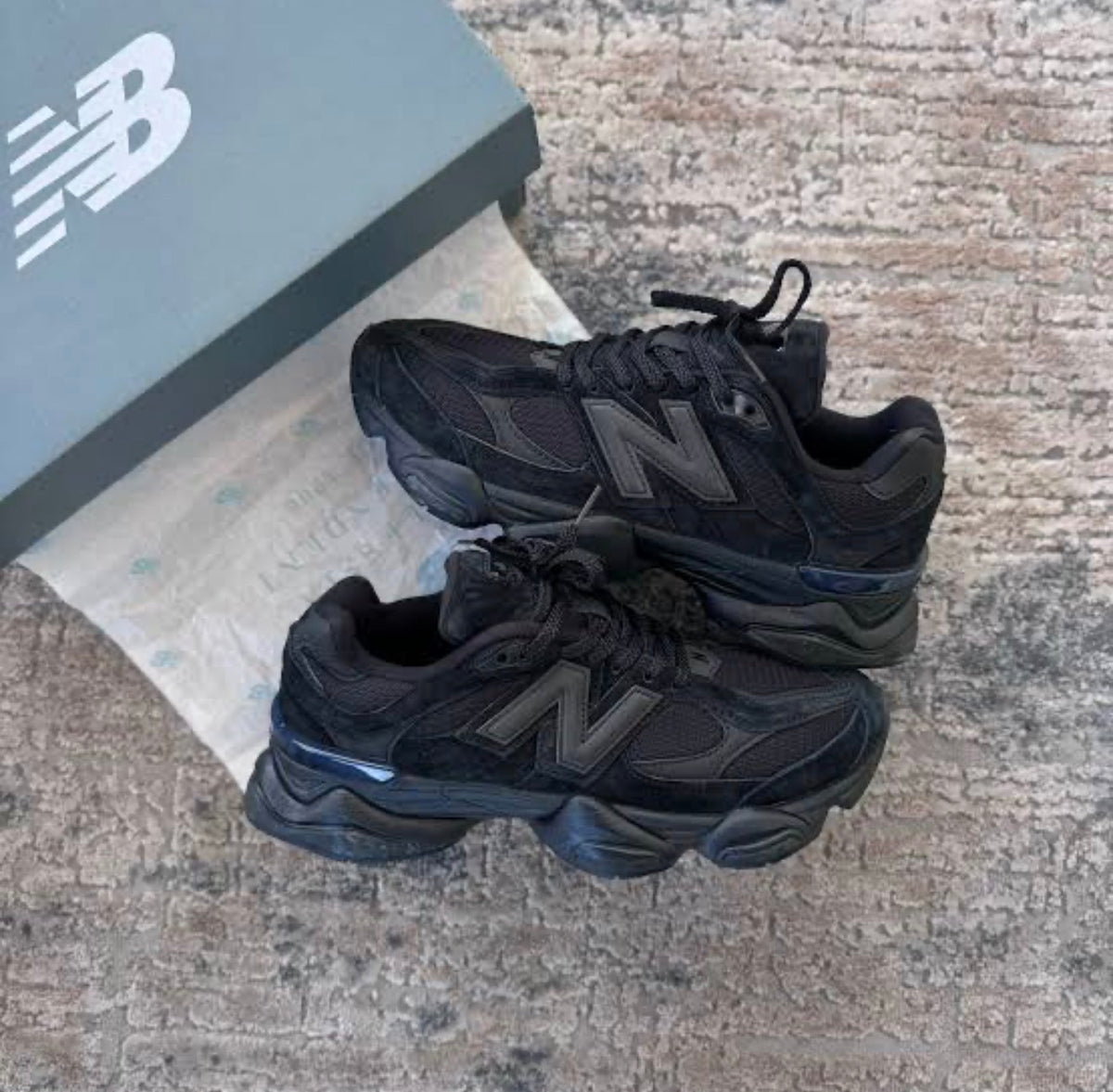 New Balance 9060 Negro